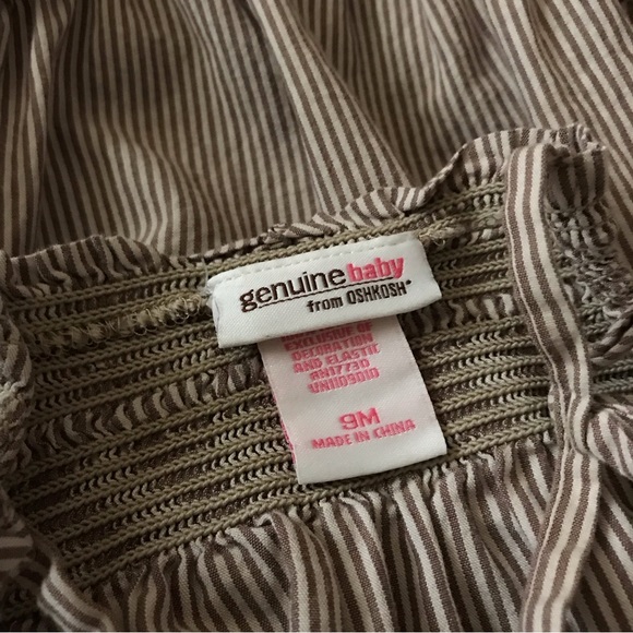 Oshkosh Cotton Romper - Picture 6 of 6